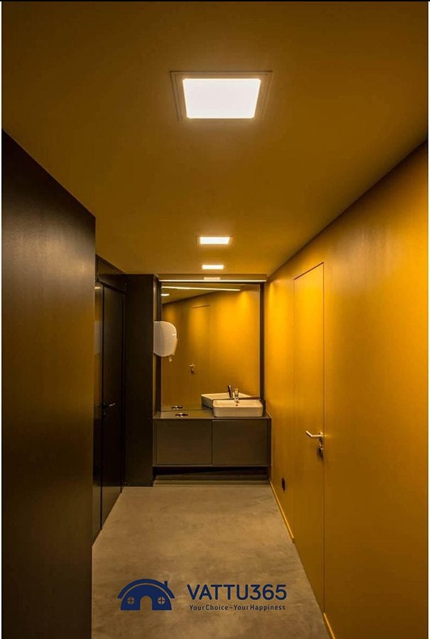 Đèn ốp trần nhà vệ sinh: Cách lựa chọn đèn trần toilet phù hợp nhất