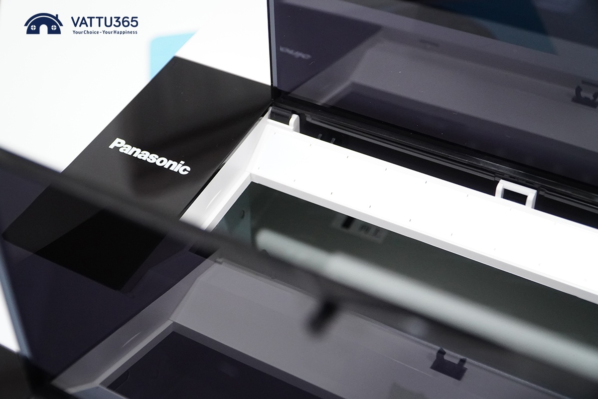 Cận cảnh độ hoàn thiện tinh xảo của Tủ điện Panasonic 24 Modules màu trắng (BQDX24T11A)